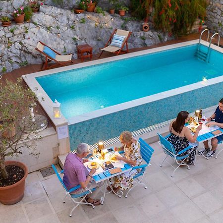 Boutique Hotel Capitano Херцег Нови Екстериор снимка