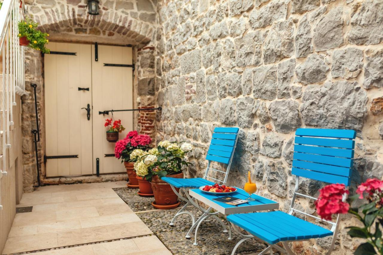 Boutique Hotel Capitano Херцег Нови Екстериор снимка