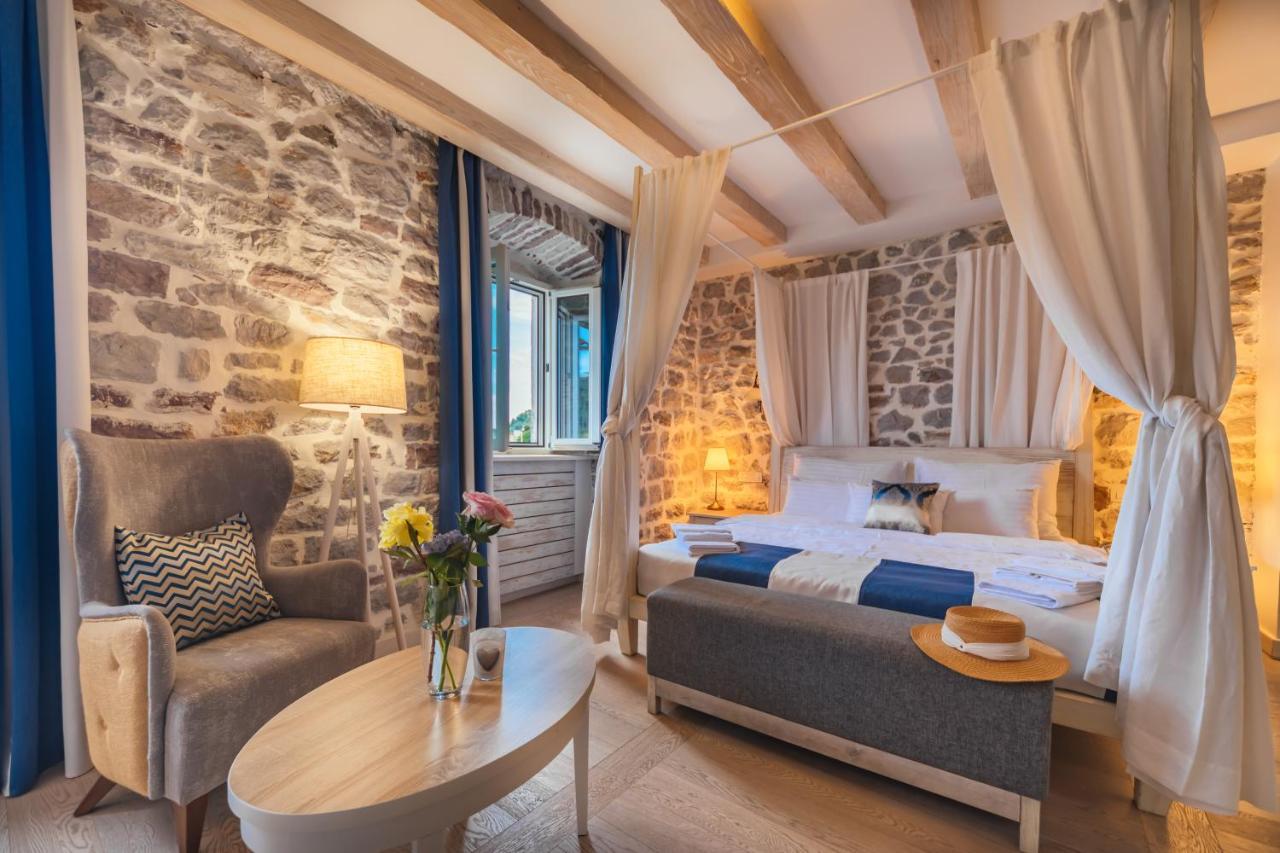 Boutique Hotel Capitano Херцег Нови Екстериор снимка