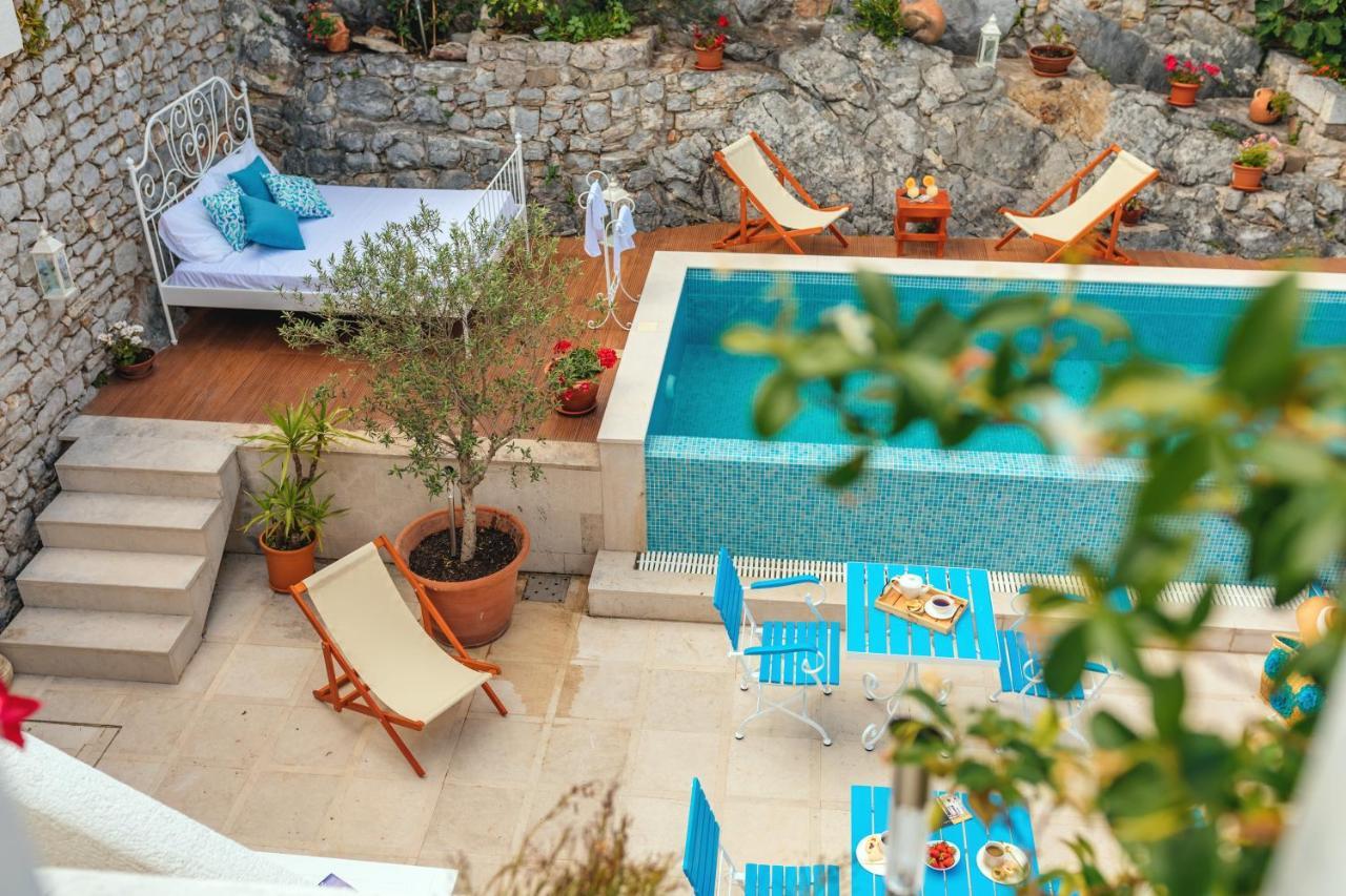 Boutique Hotel Capitano Херцег Нови Екстериор снимка