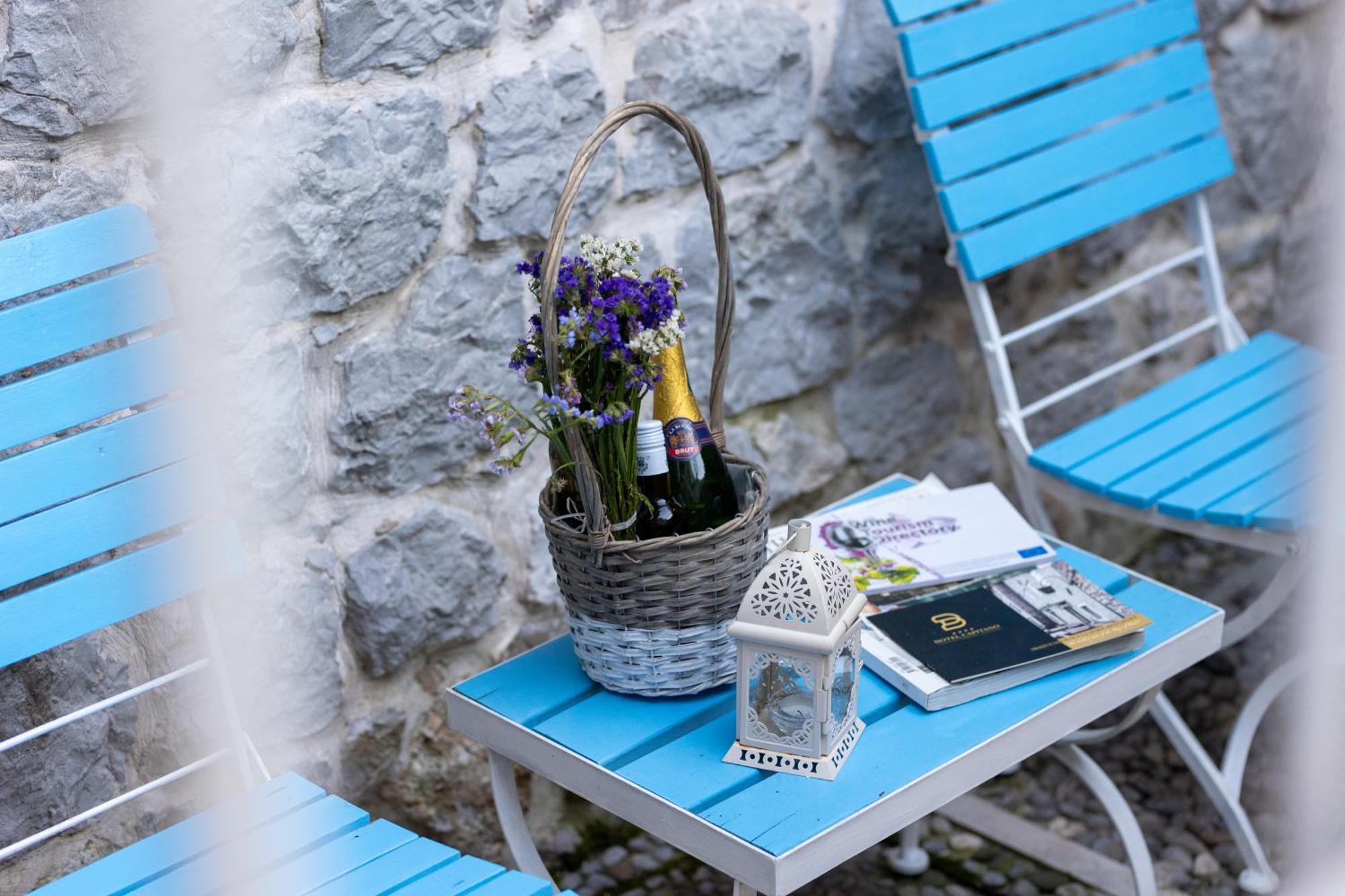 Boutique Hotel Capitano Херцег Нови Екстериор снимка